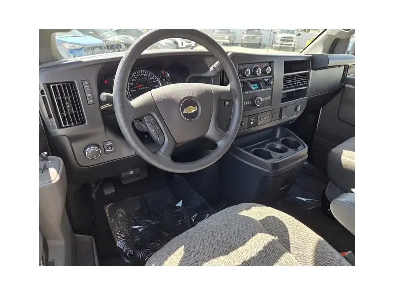 2025 CHEVROLET EXPRESS