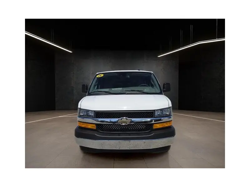 2025 CHEVROLET EXPRESS