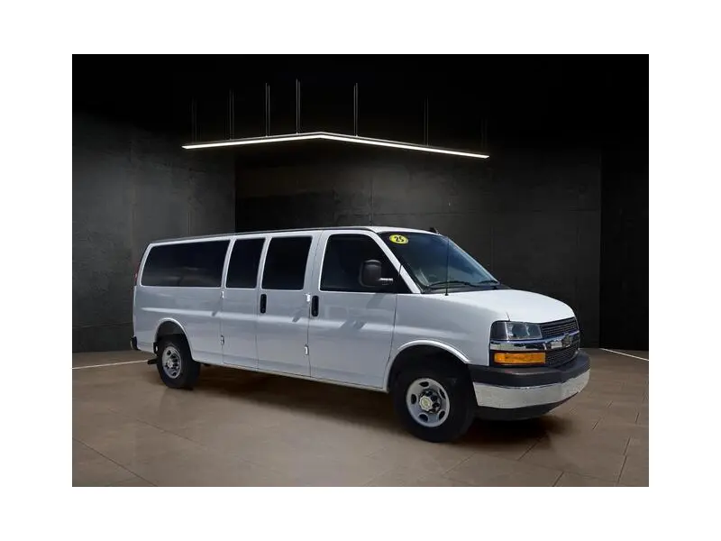 2025 CHEVROLET EXPRESS