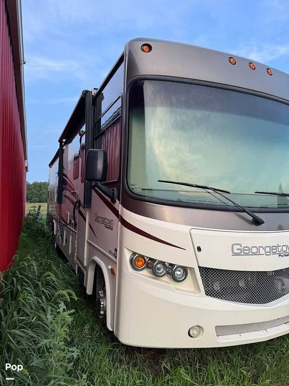 2016 Forest River Georgetown 364TS in kennard NE
