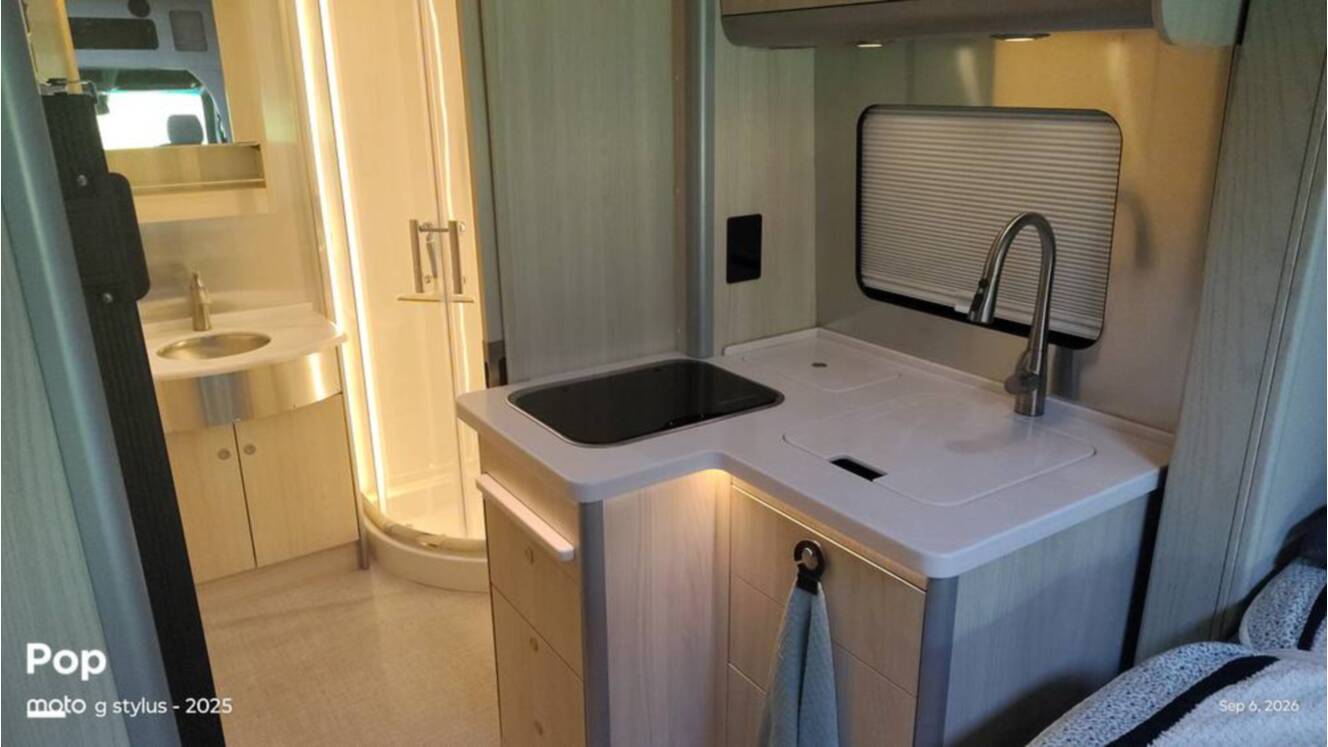 A photo of this 2025 Airstream Atlas Murphy Suite