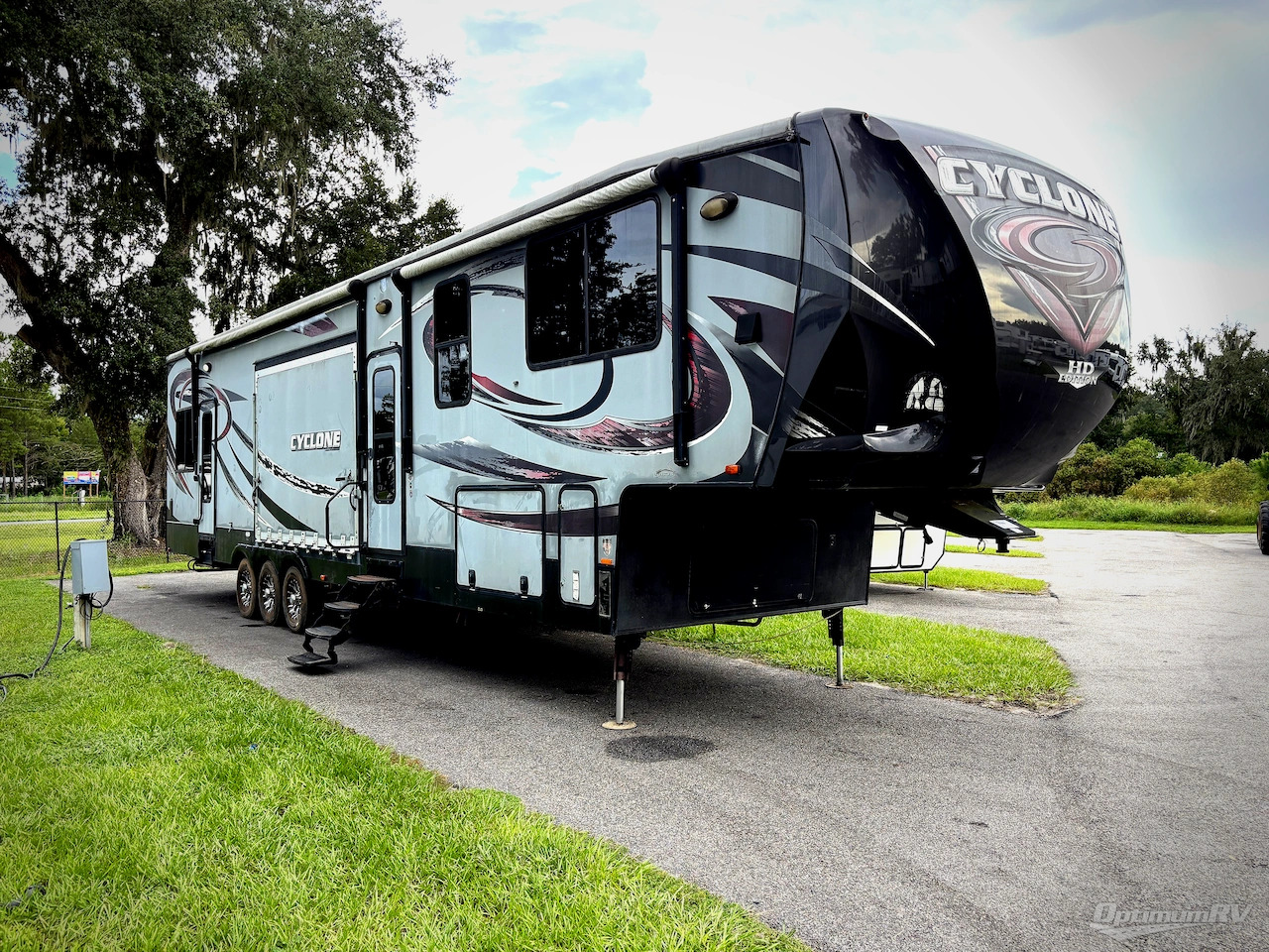 2015 Heartland Cyclone 4200 in ocala FL