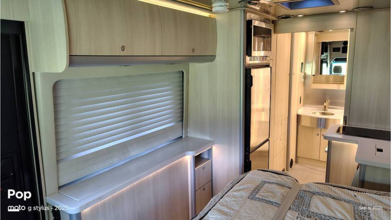A photo of this 2025 Airstream Atlas Murphy Suite