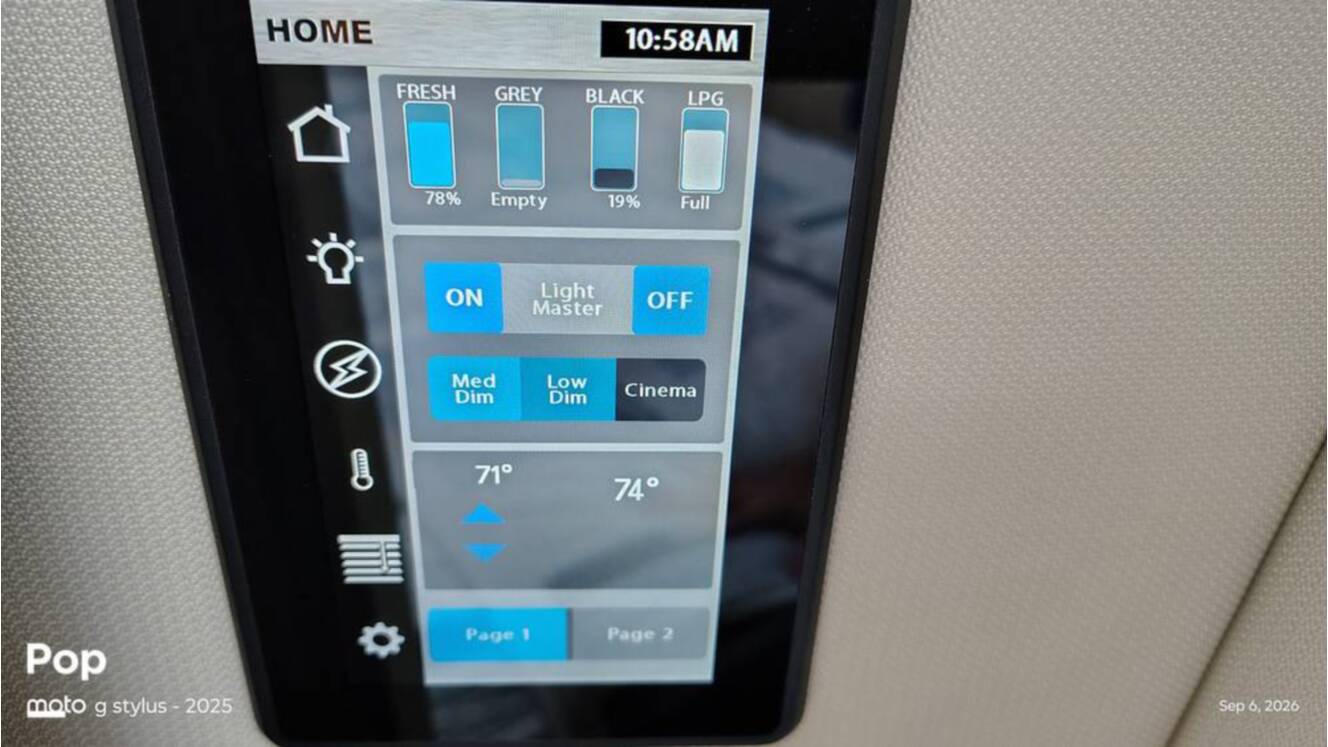 A photo of this 2025 Airstream Atlas Murphy Suite