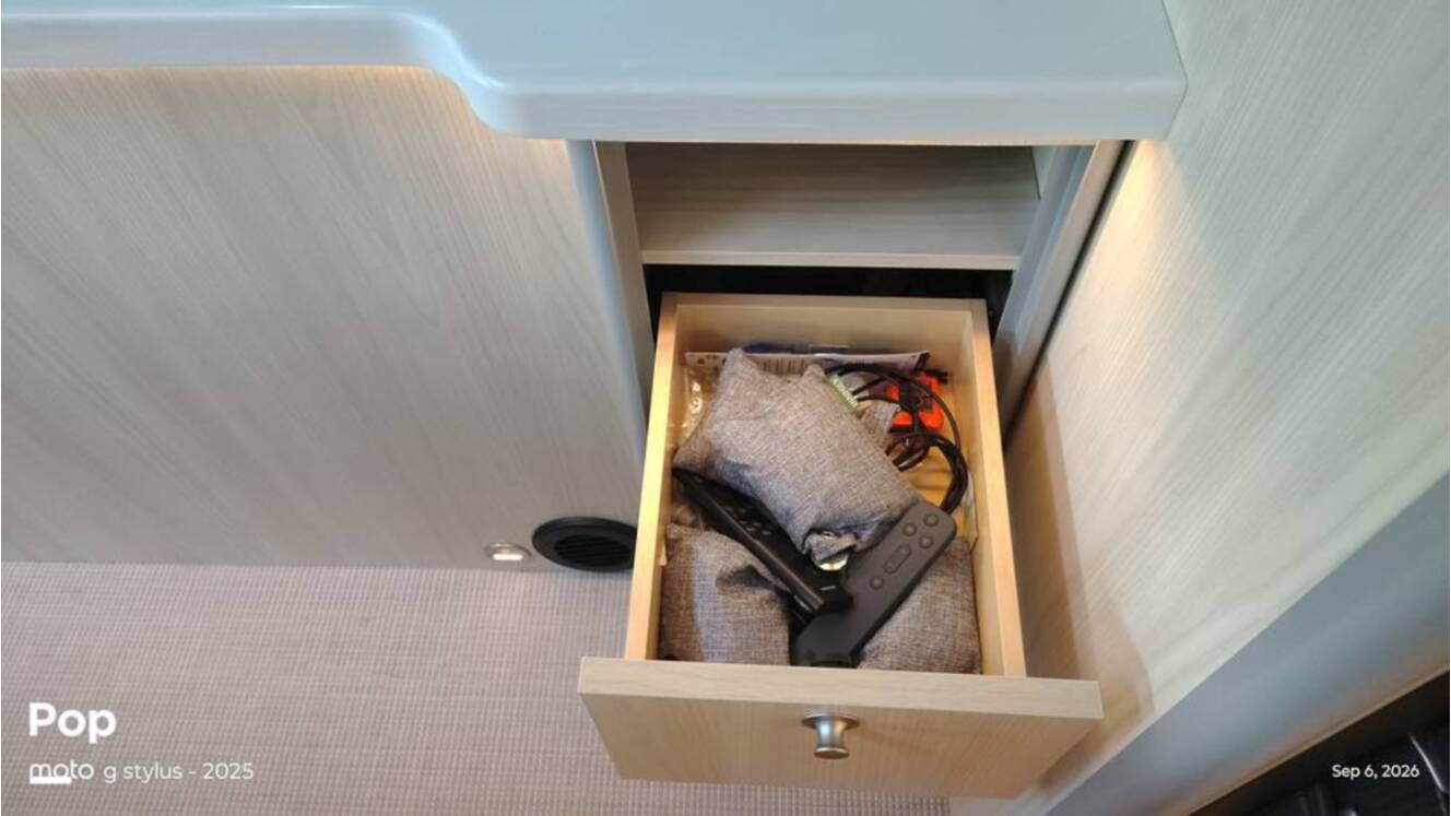 A photo of this 2025 Airstream Atlas Murphy Suite