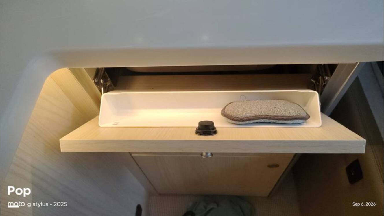 A photo of this 2025 Airstream Atlas Murphy Suite