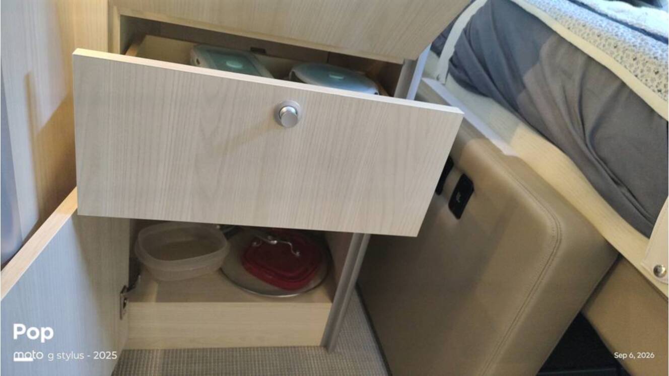 A photo of this 2025 Airstream Atlas Murphy Suite