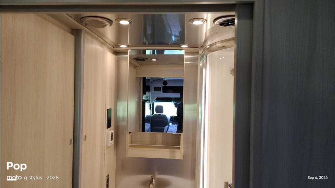 A photo of this 2025 Airstream Atlas Murphy Suite
