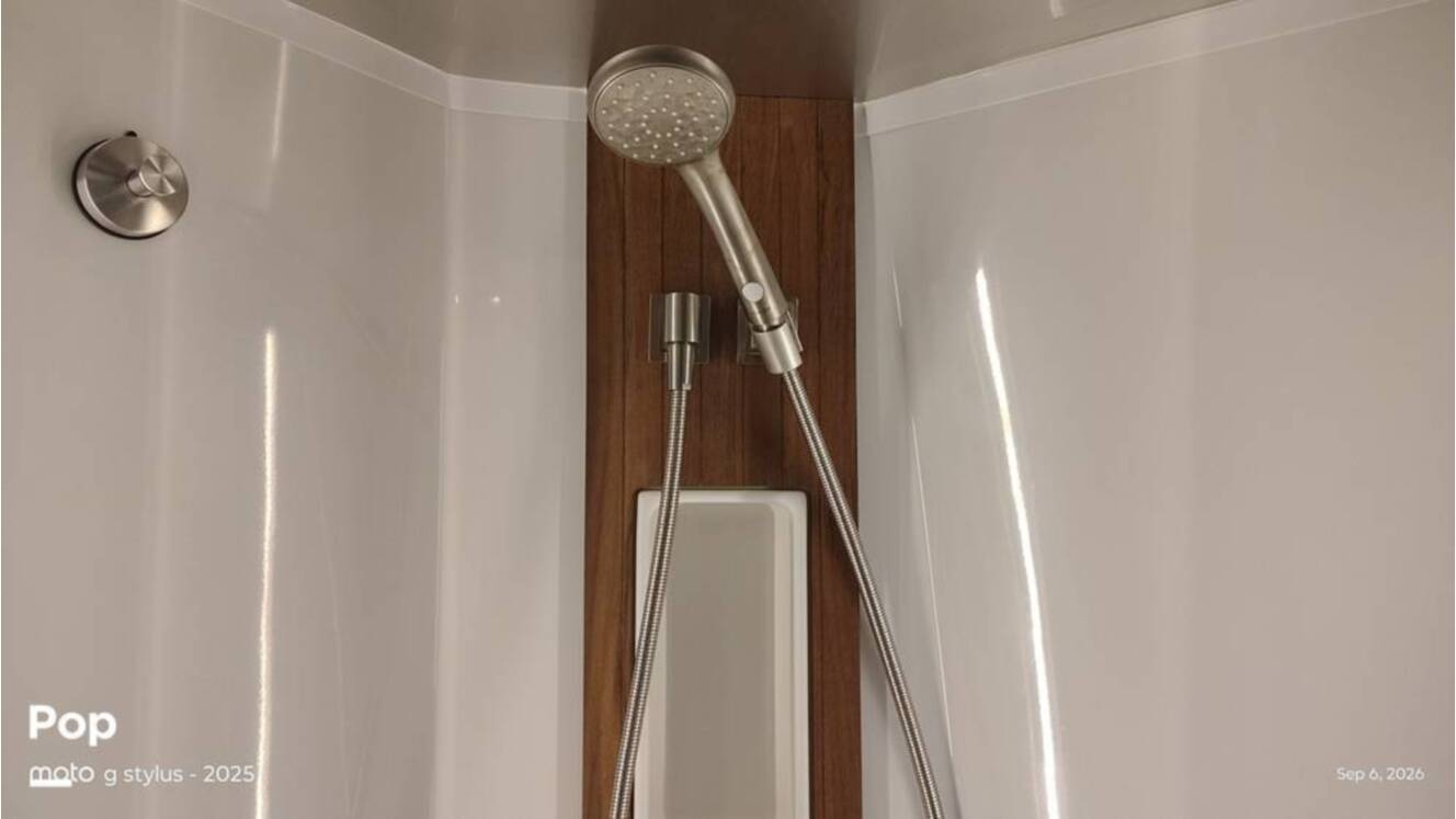 A photo of this 2025 Airstream Atlas Murphy Suite