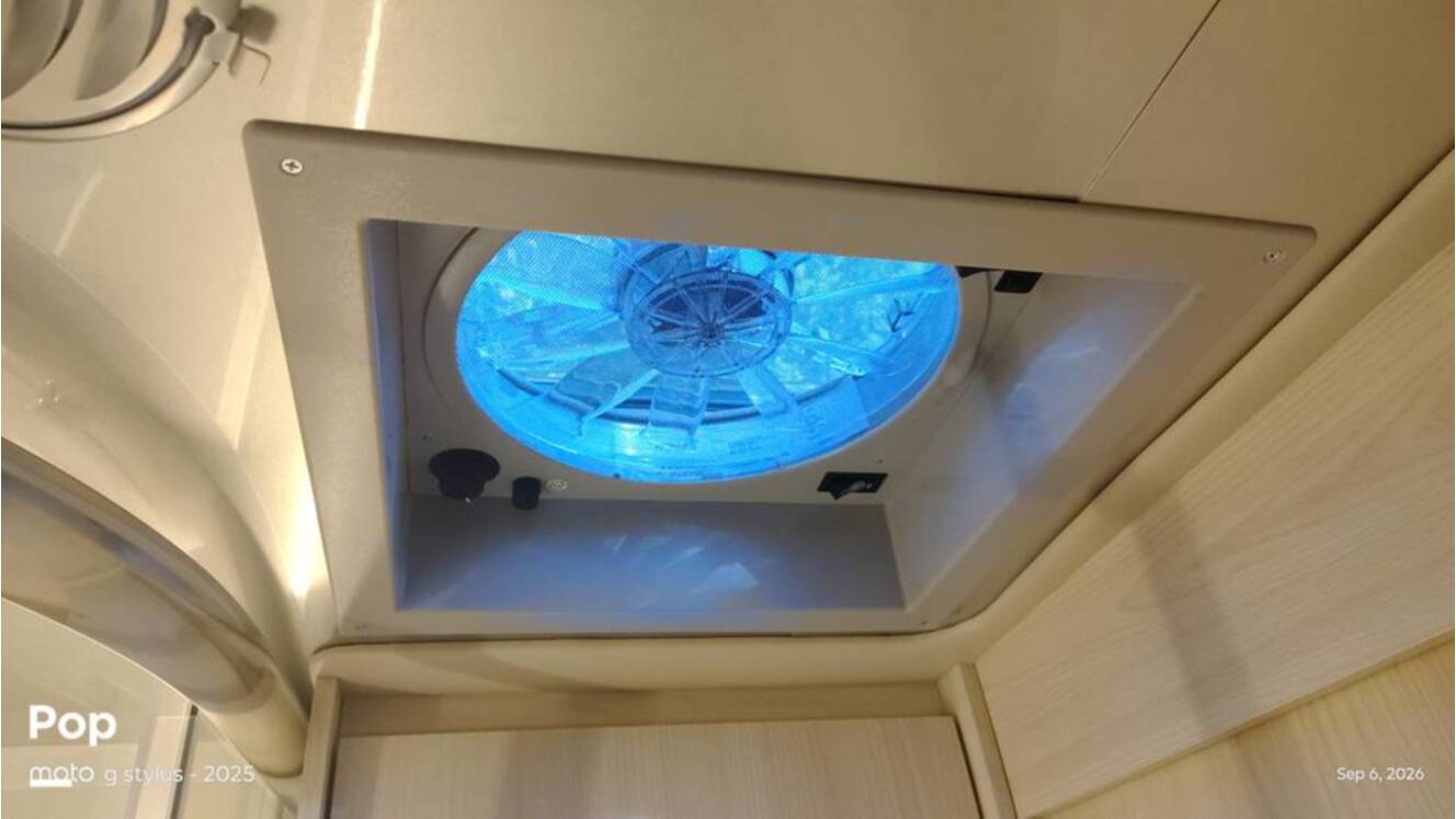 A photo of this 2025 Airstream Atlas Murphy Suite