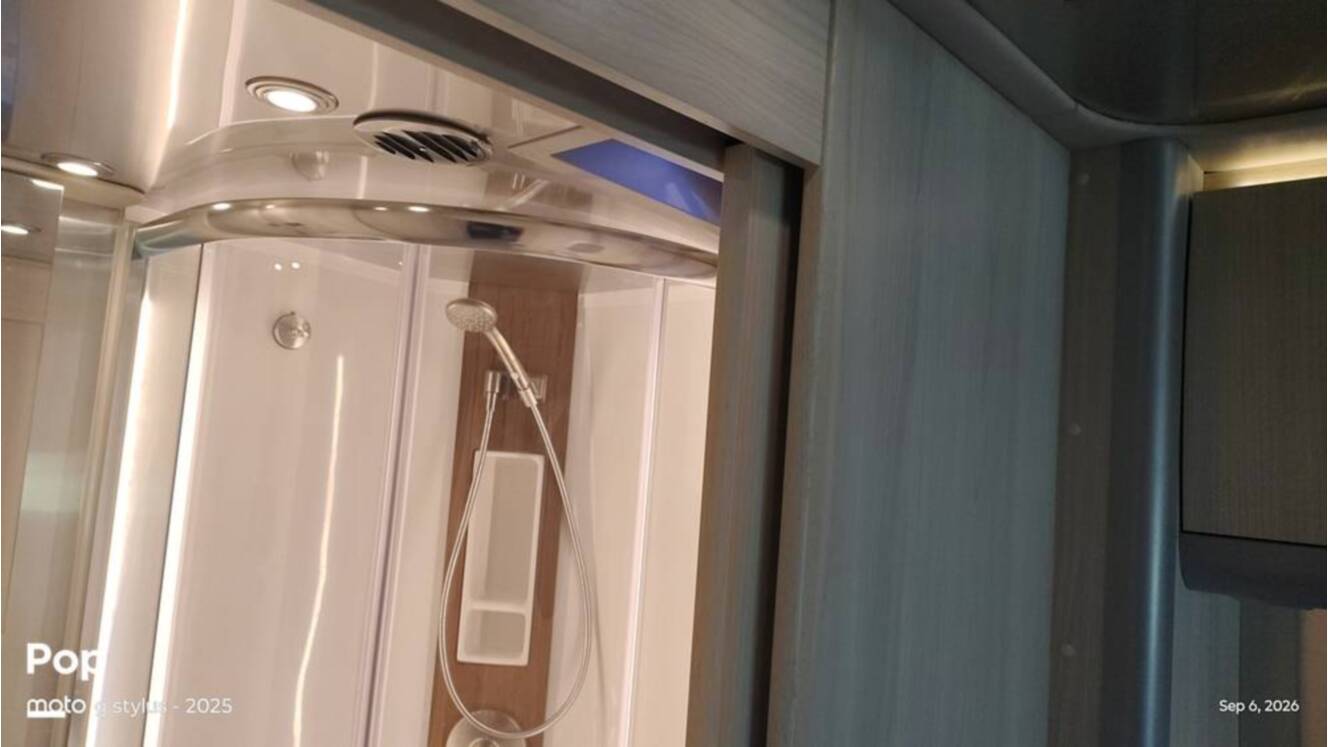 A photo of this 2025 Airstream Atlas Murphy Suite