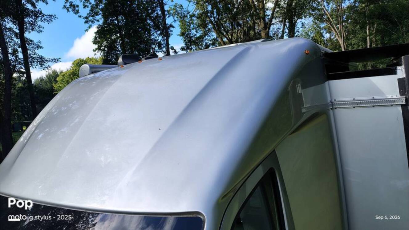 A photo of this 2025 Airstream Atlas Murphy Suite