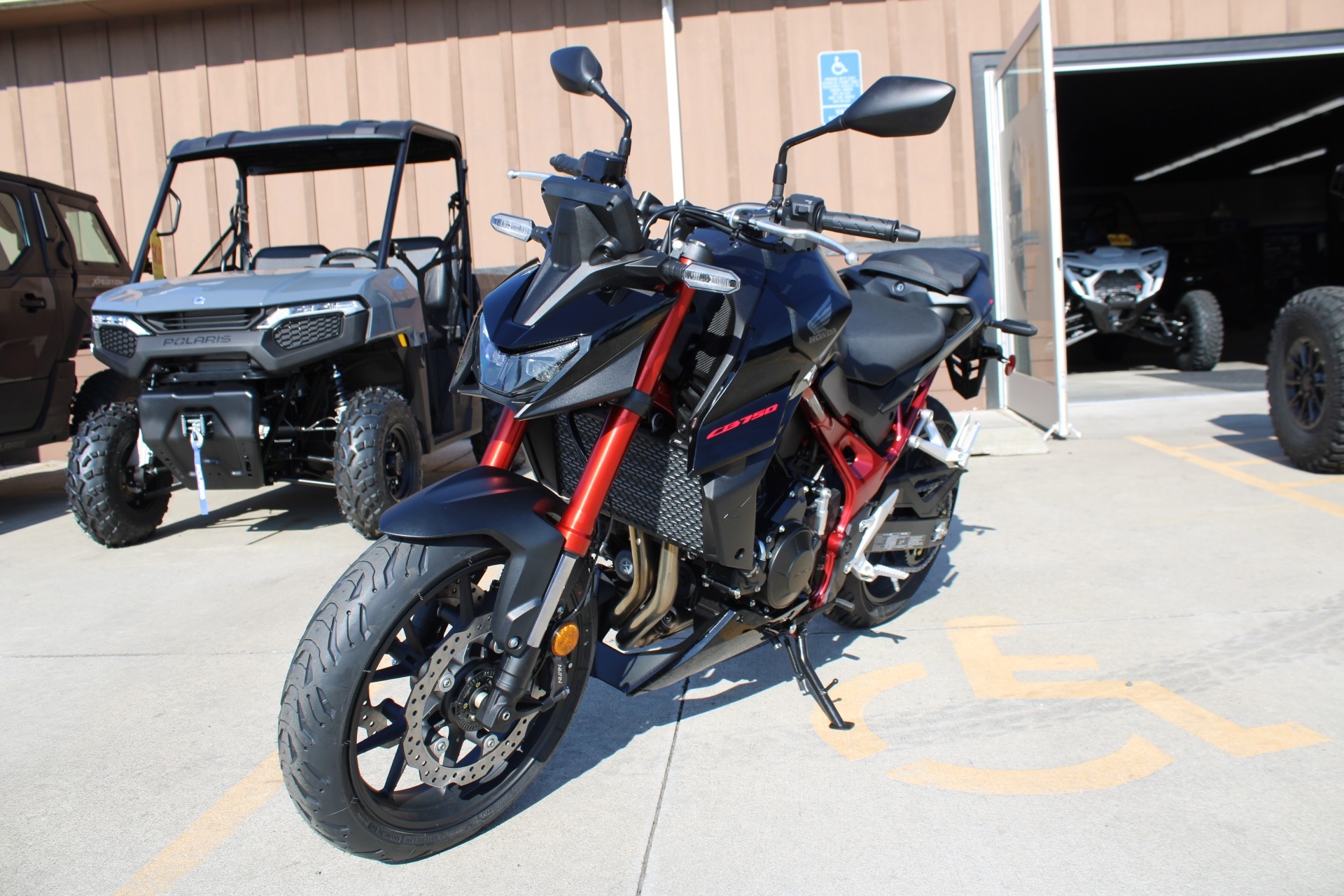2026 Honda CB750 Hornet E-Clutch E-CLUTCH in The Dalles, OR