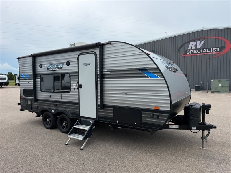 2021 Forest River Salem Cruise Lite 17RBXL in goshen IN
