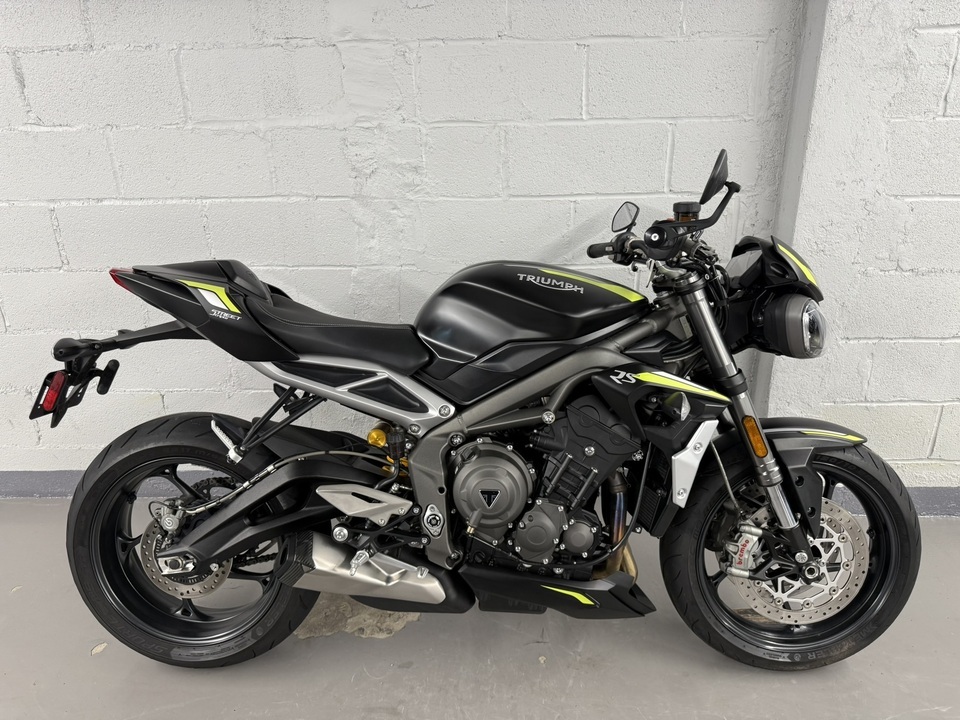 2022 Triumph Street Triple RS RS in Elmsford, NY