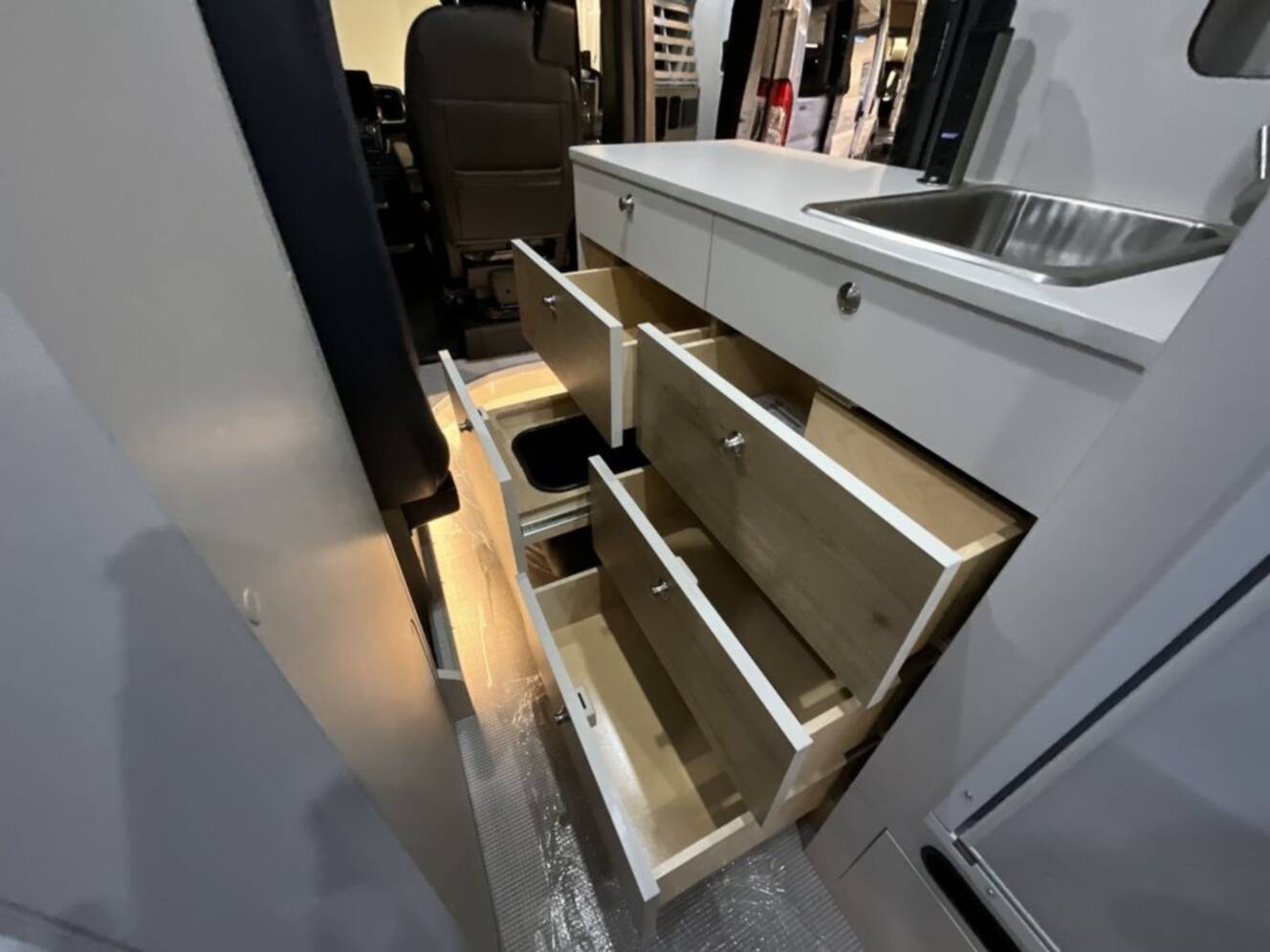 A photo of this 2026 Airstream Rangeline PT