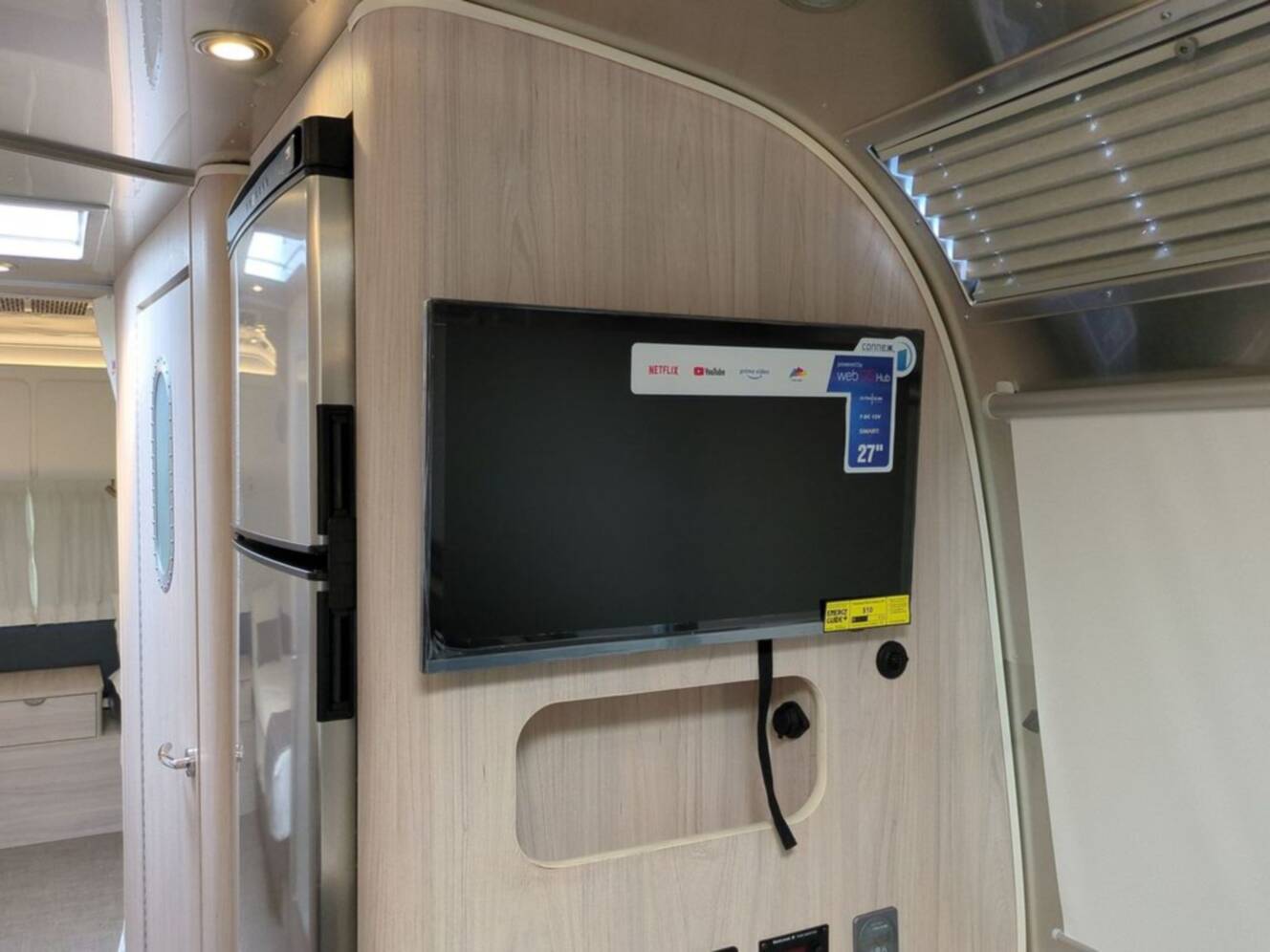 A photo of this 2026 Airstream Globetrotter 30RB