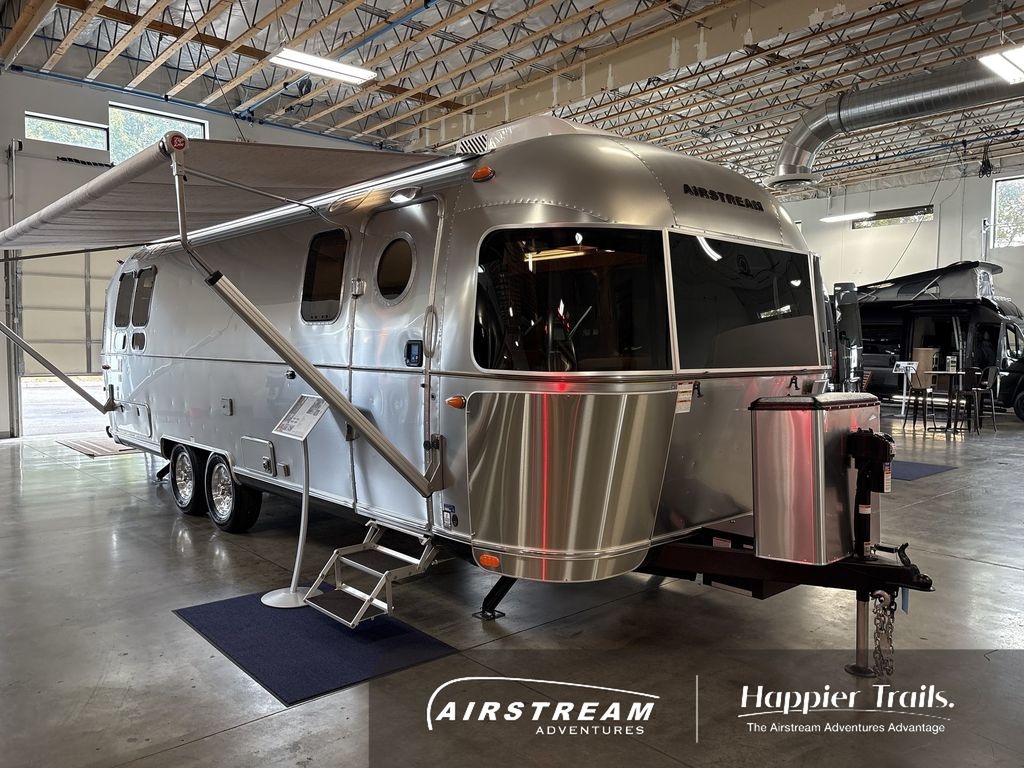 2027 Airstream Frank Lloyd Wright 28RB in milton WA