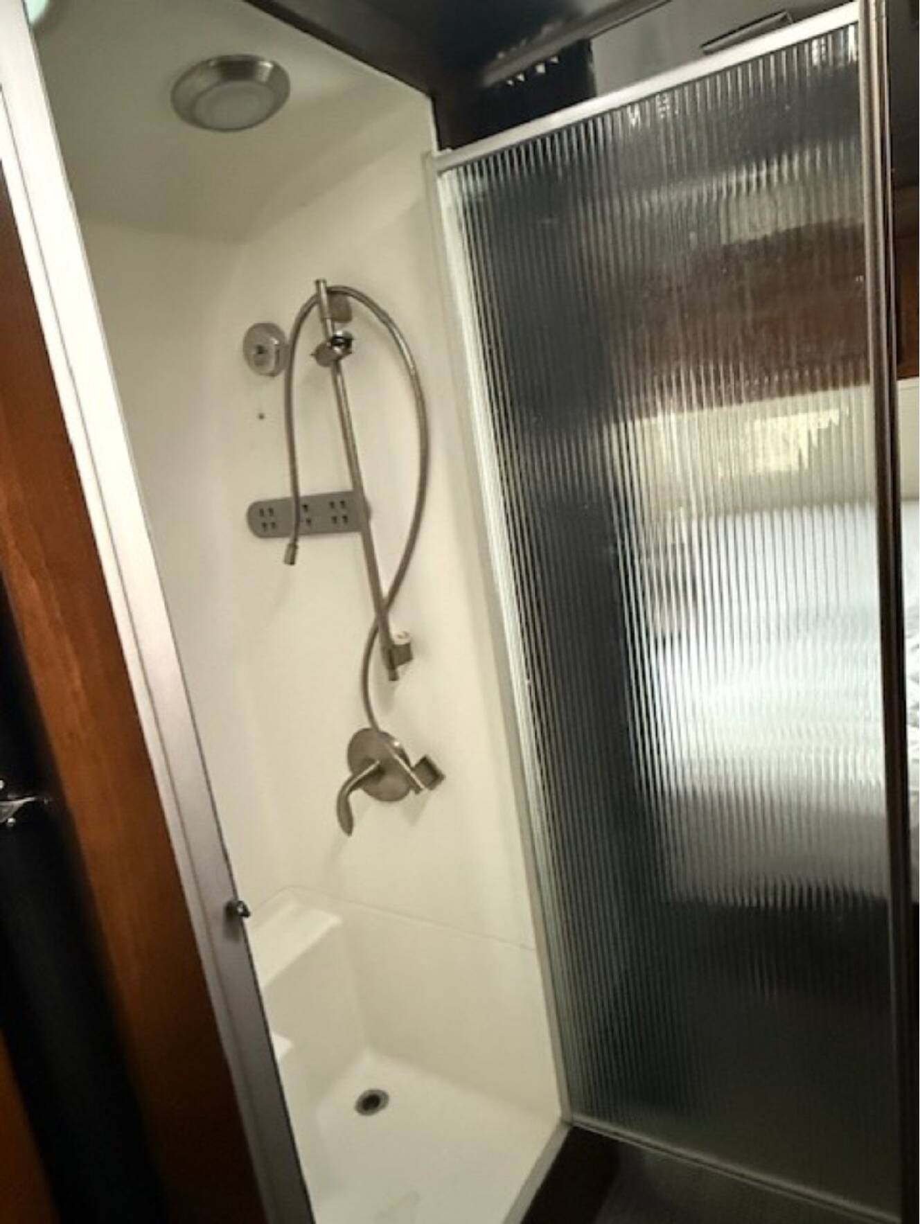 A photo of this 2018 Airstream CLASSIC 30RB QUEEN
