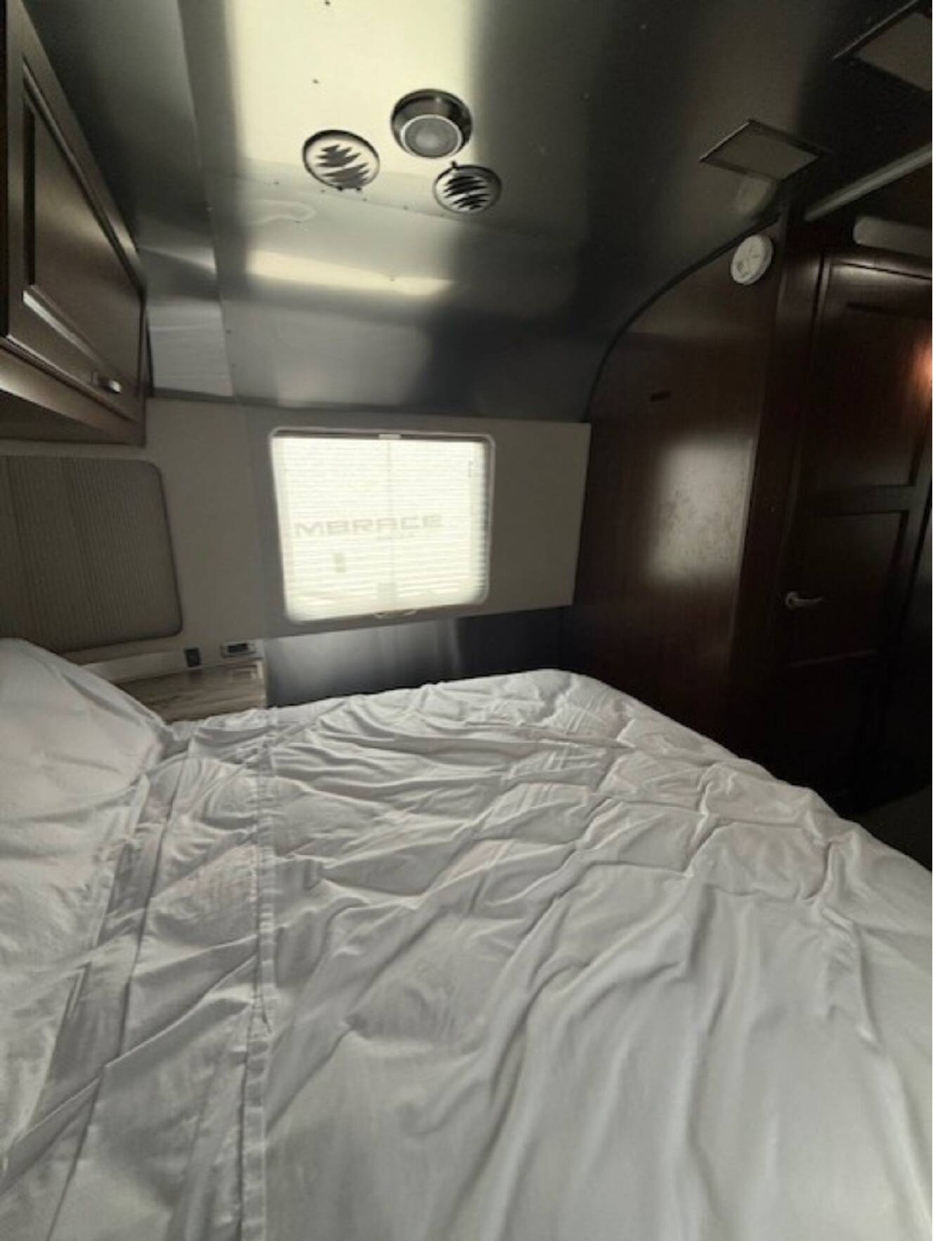 A photo of this 2018 Airstream CLASSIC 30RB QUEEN