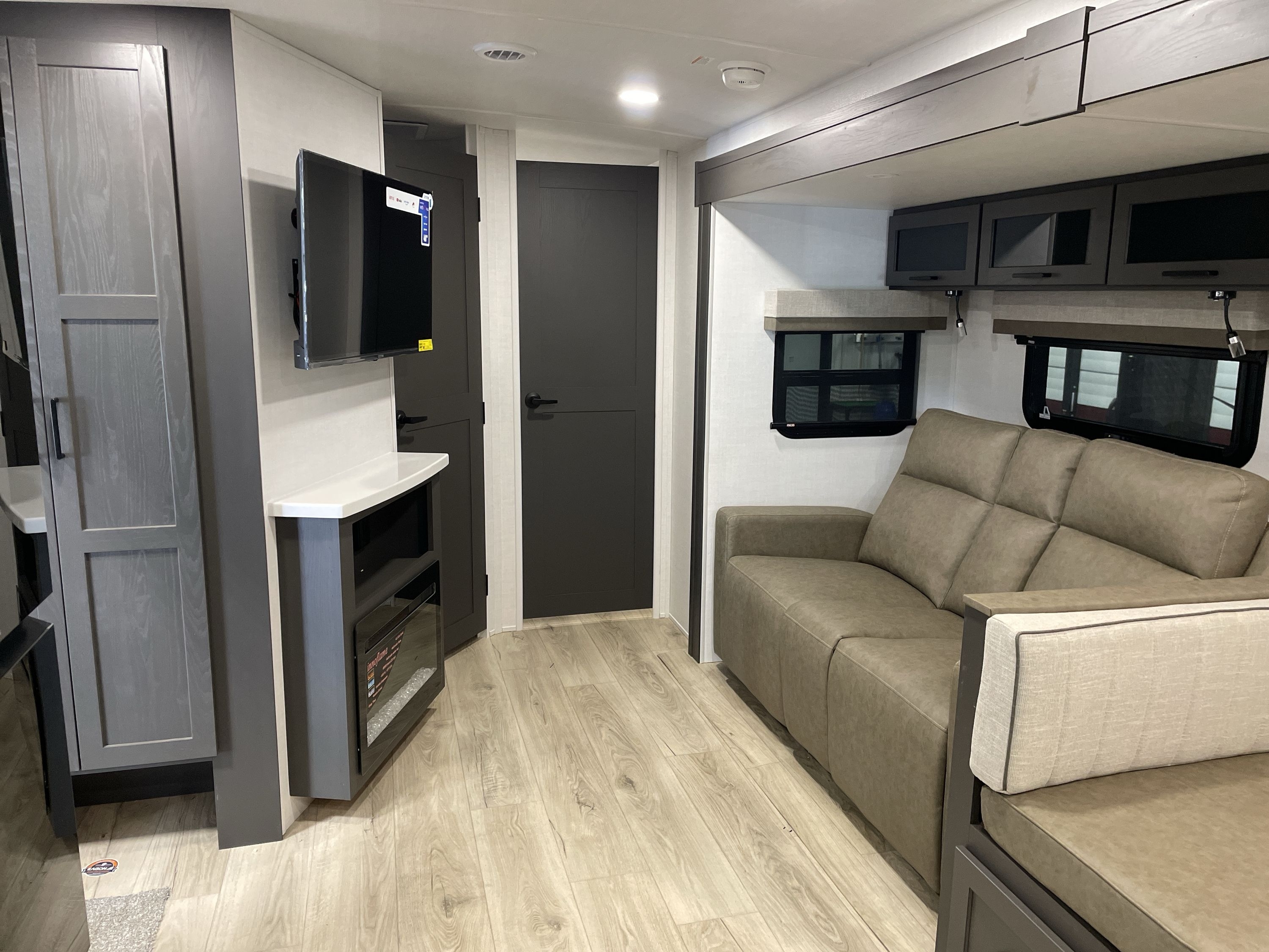 2027 Forest River ROCKWOOD ULTRA LITE 2608BS in windham ME