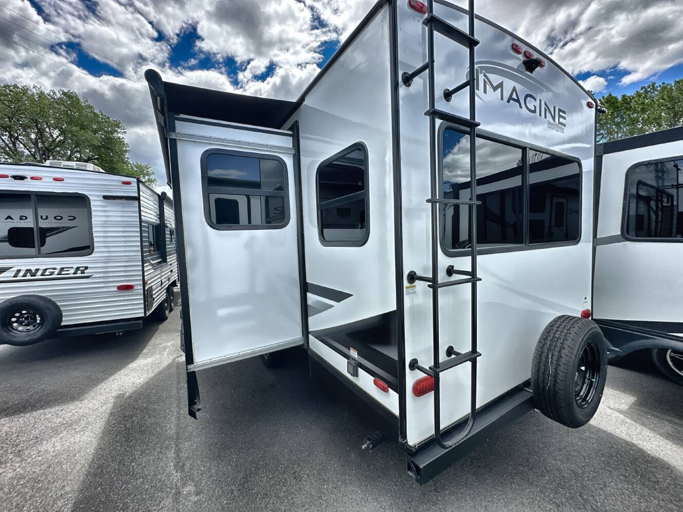 A photo of this 2023 Grand Design IMAGINE 2500RL