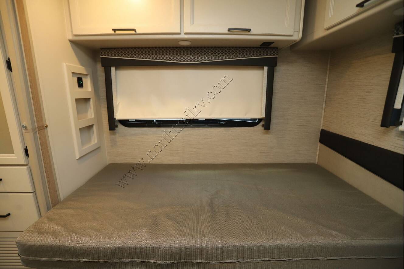 A photo of this 2023 Thor Axis 24.1