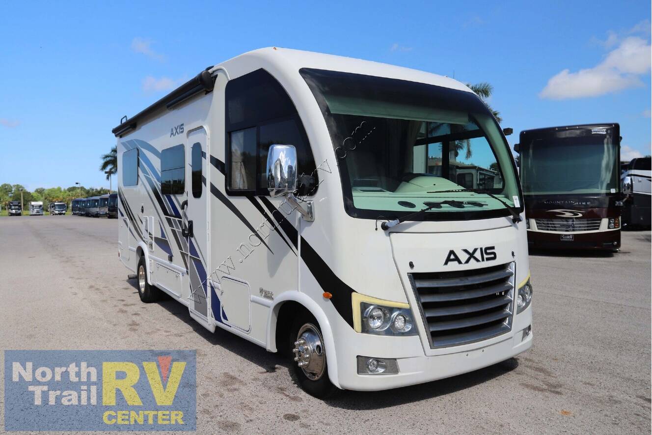 A photo of this 2023 Thor Axis 24.1