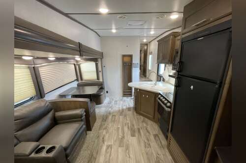 2019 Keystone COUGAR 25RES in davenport IA