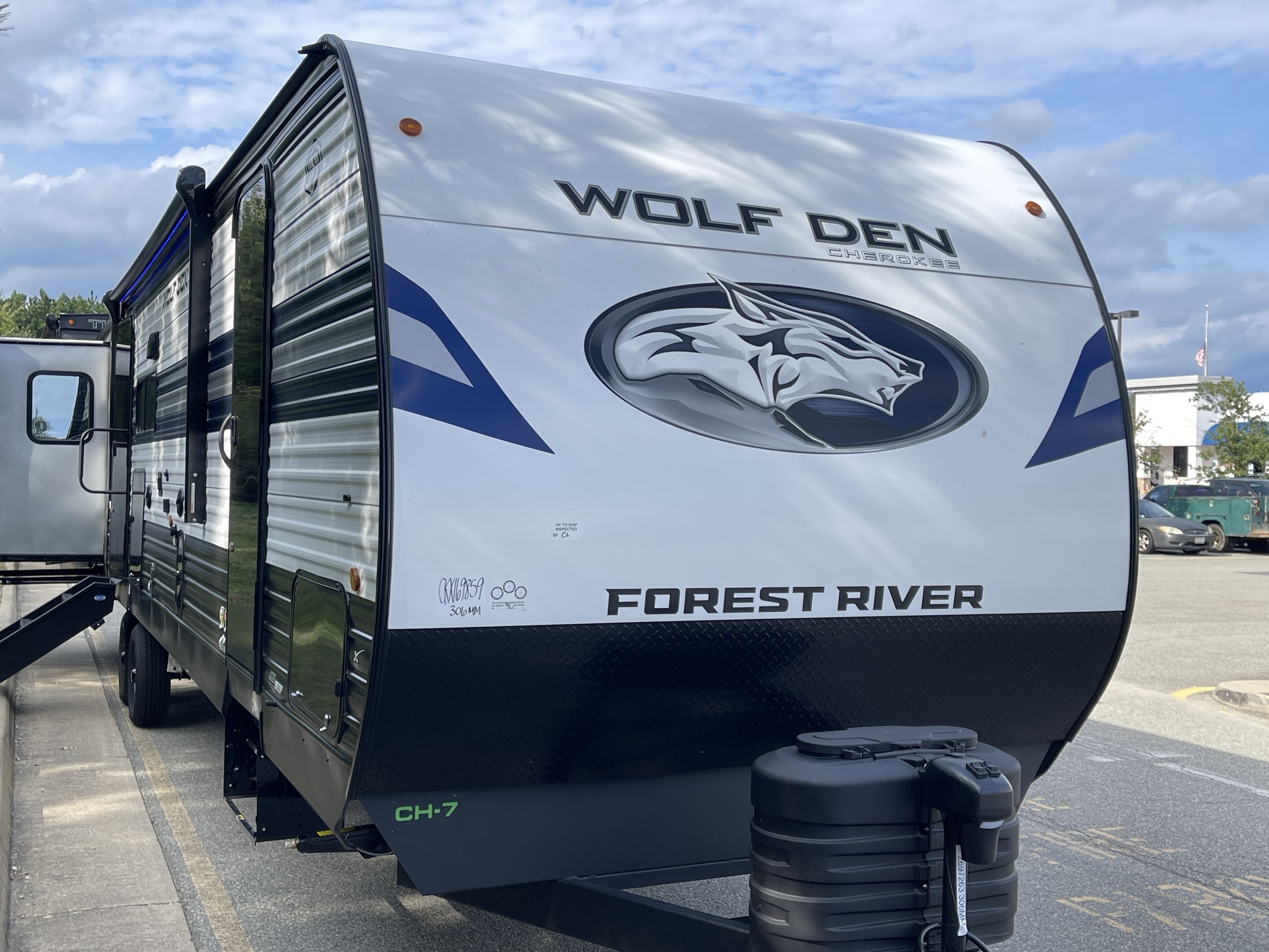 2027 Forest River WOLF DEN 306MM in ashland VA