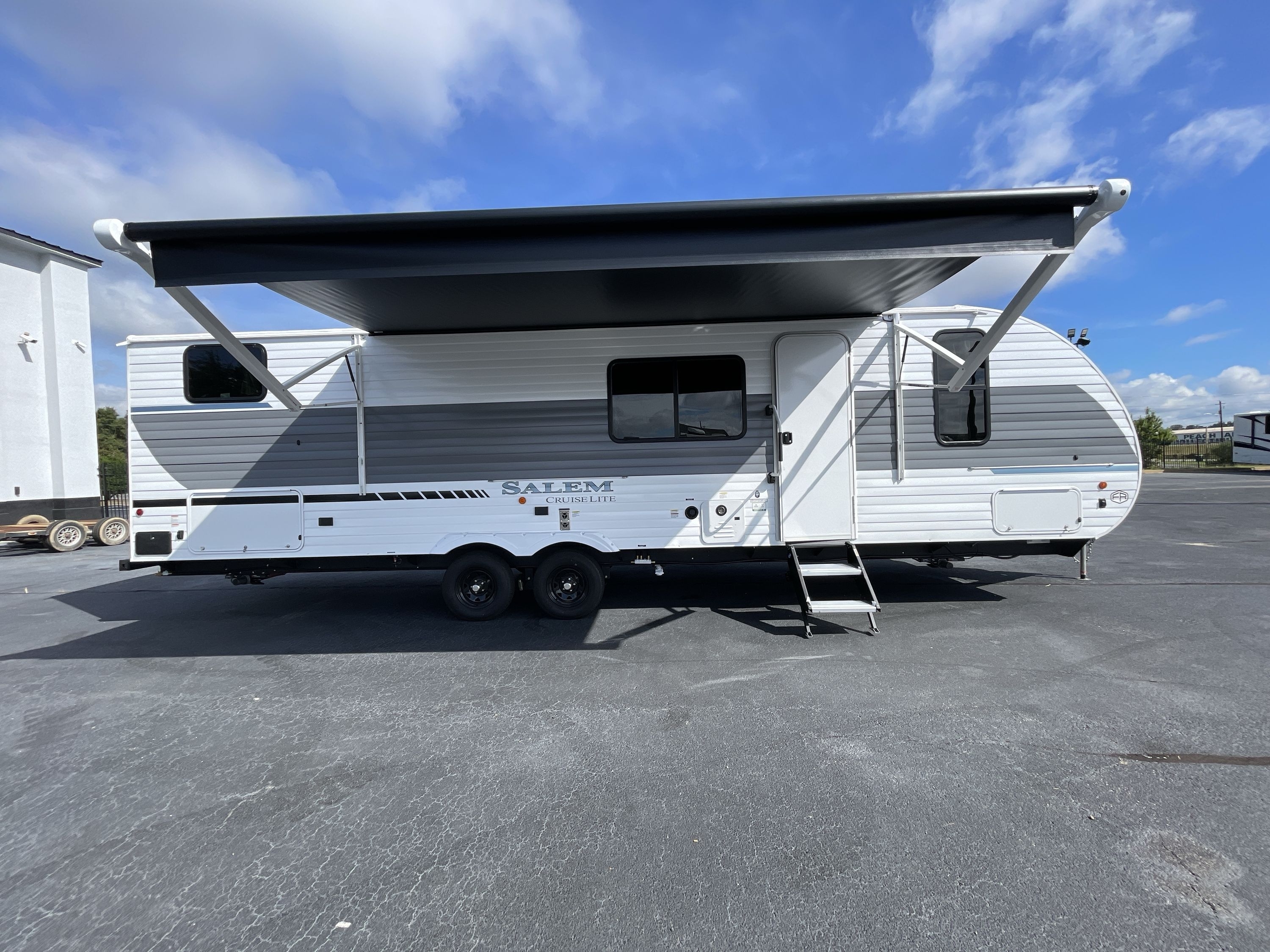 2027 Forest River SALEM CRUISE LITE 273QBXL in byron GA