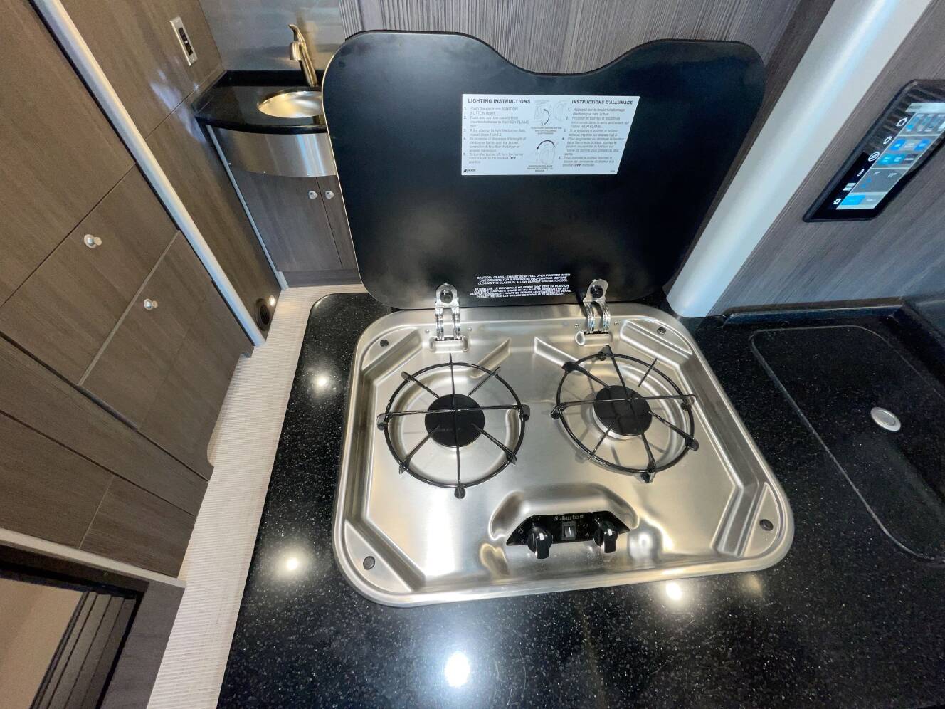 A photo of this 2022 Airstream ATLAS MURPHY SUITE