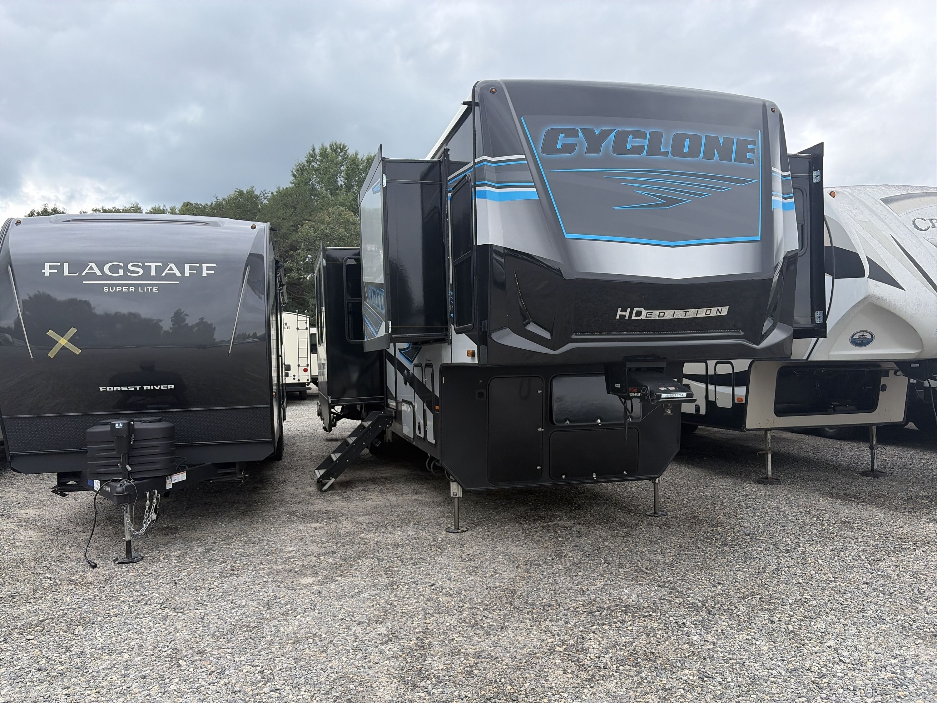 2025 Heartland CYCLONE 3714 in thornburg VA