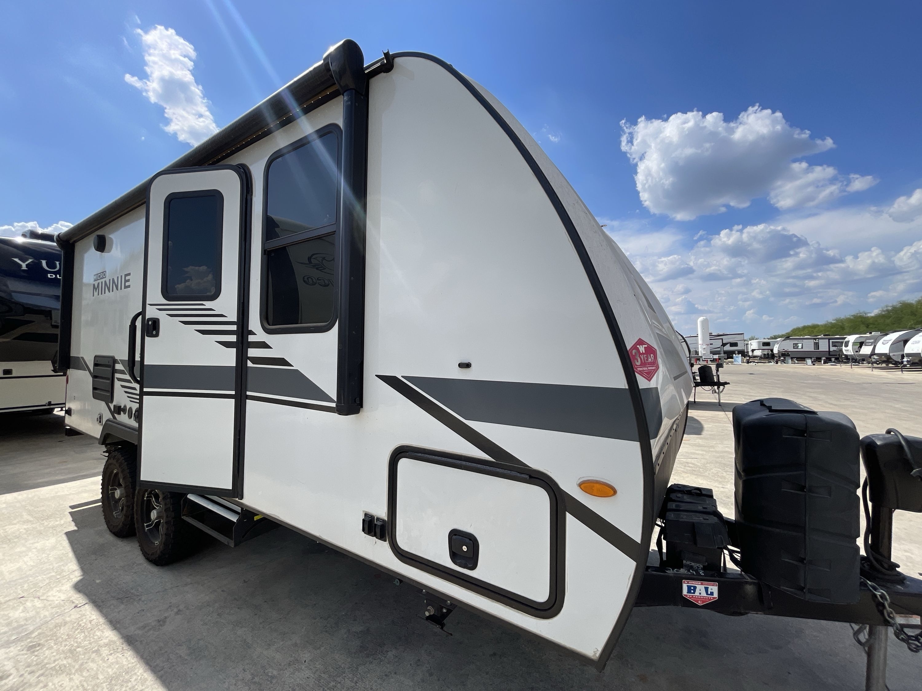 2022 Winnebago MICRO MINNIE 2108FBS RV