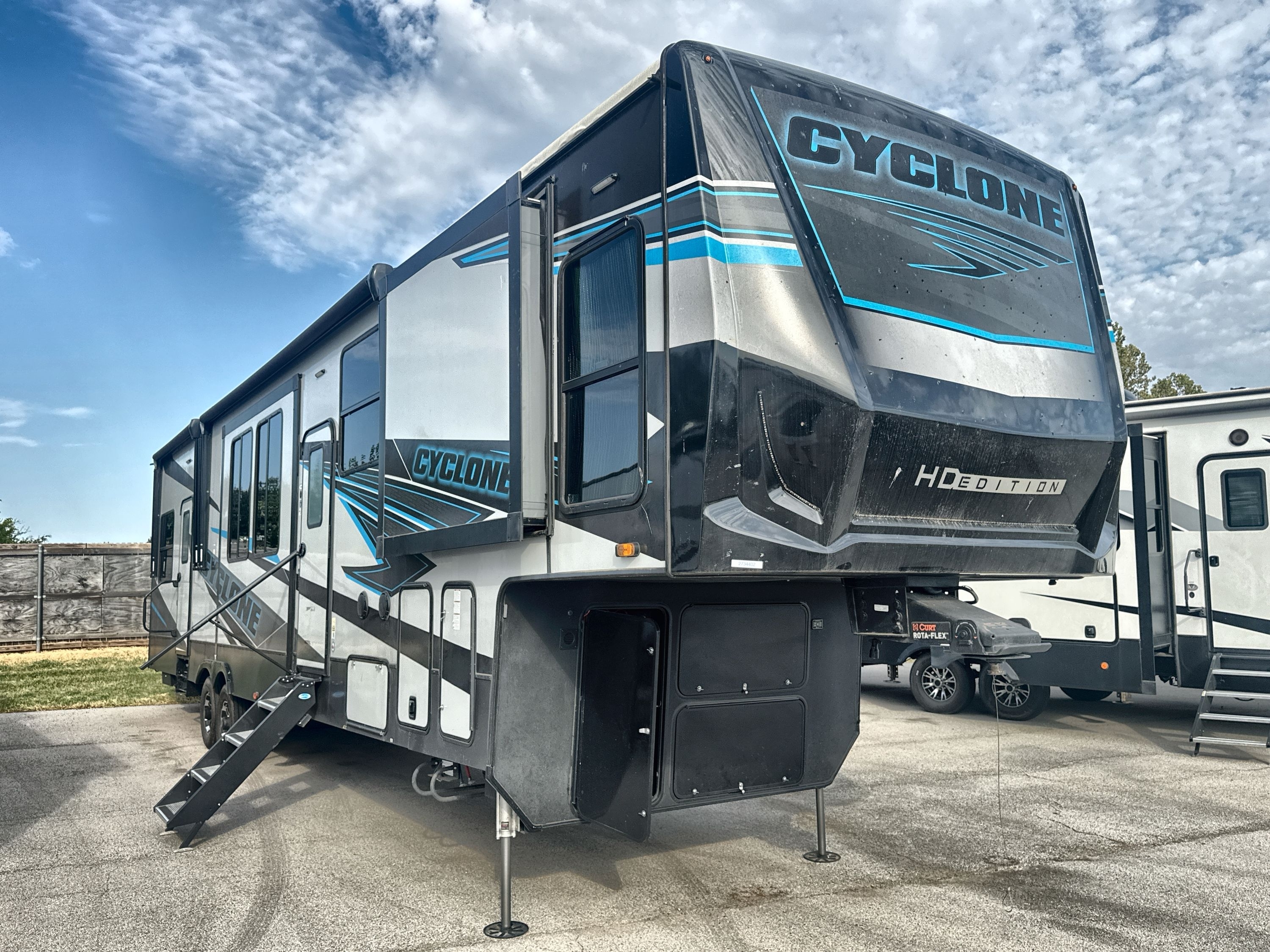 2023 Heartland CYCLONE 3714 in tulsa OK