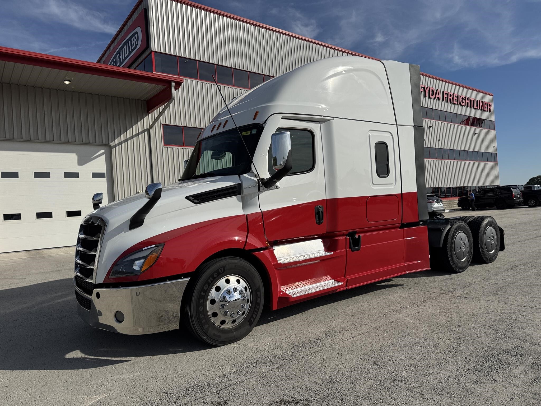 2024 FREIGHTLINER CASCADIA 126 in West Jefferson, OH