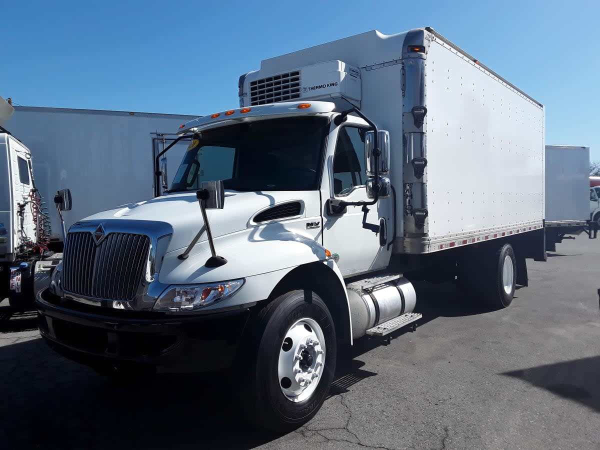 2020 INTERNATIONAL MV607 (4X2) in Fontana, CA