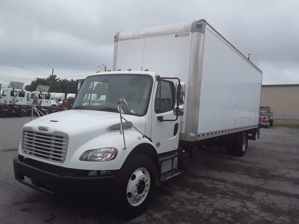 2018 FREIGHTLINER BUSINESS CLASS M2 106 in Nashville, TN