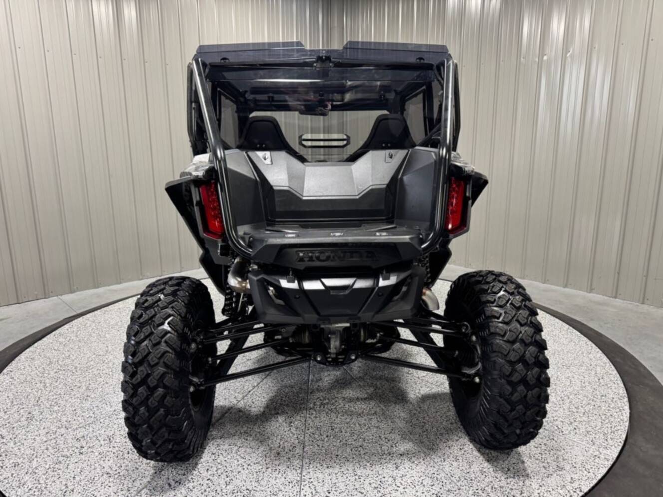 A photo of this 2021 Honda TALON 1000R Fox Live Valve Special Edition