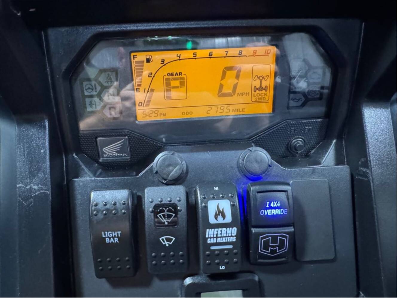 A photo of this 2021 Honda TALON 1000R Fox Live Valve Special Edition