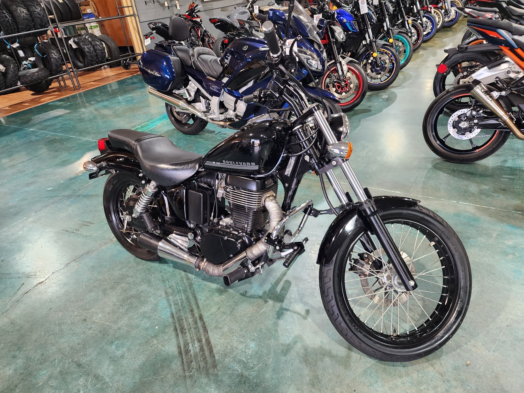2017 Suzuki Boulevard S40 S40 in Louisville, TN