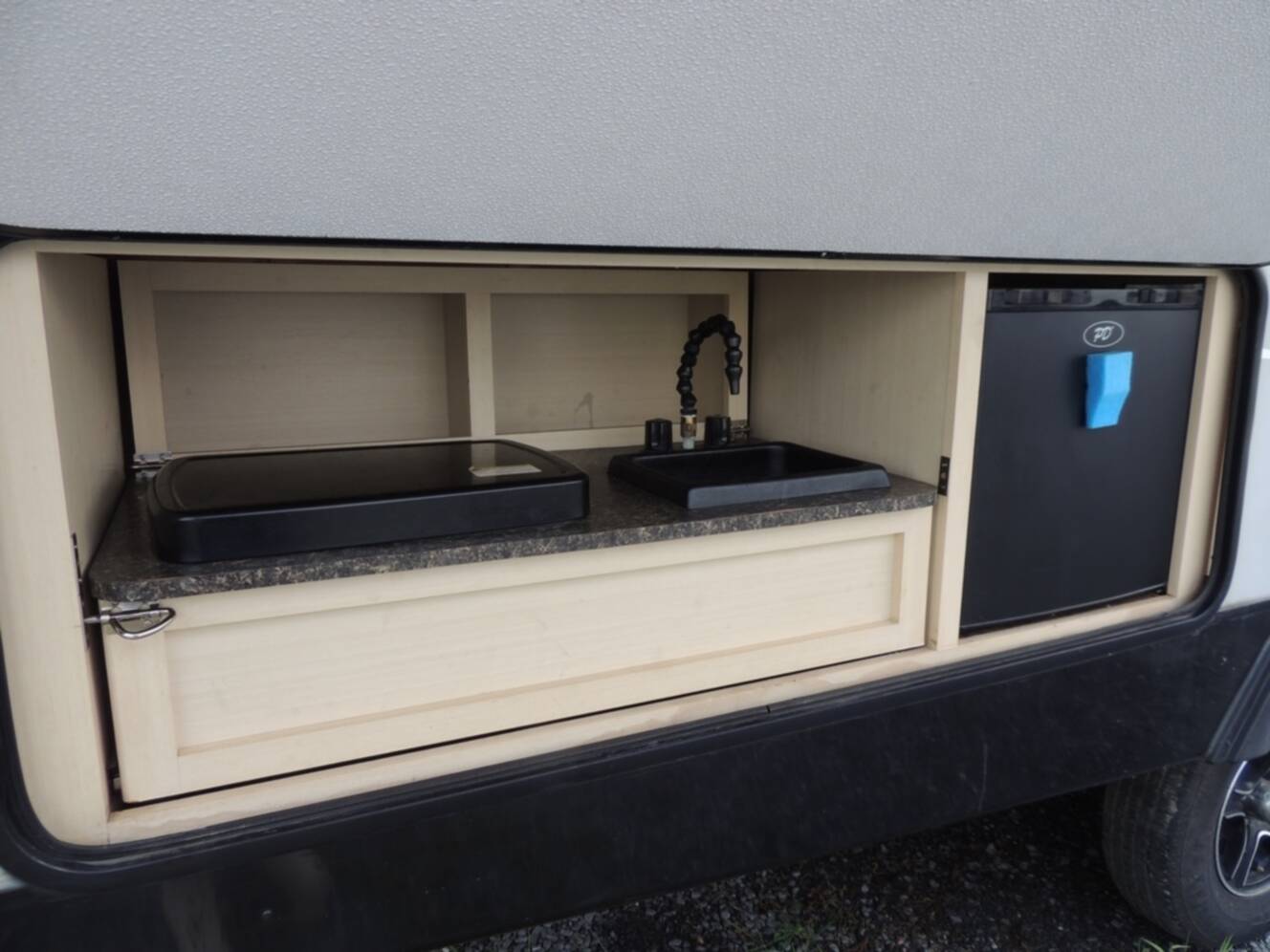 A photo of this 2017 Winnebago Minnie 2201DS