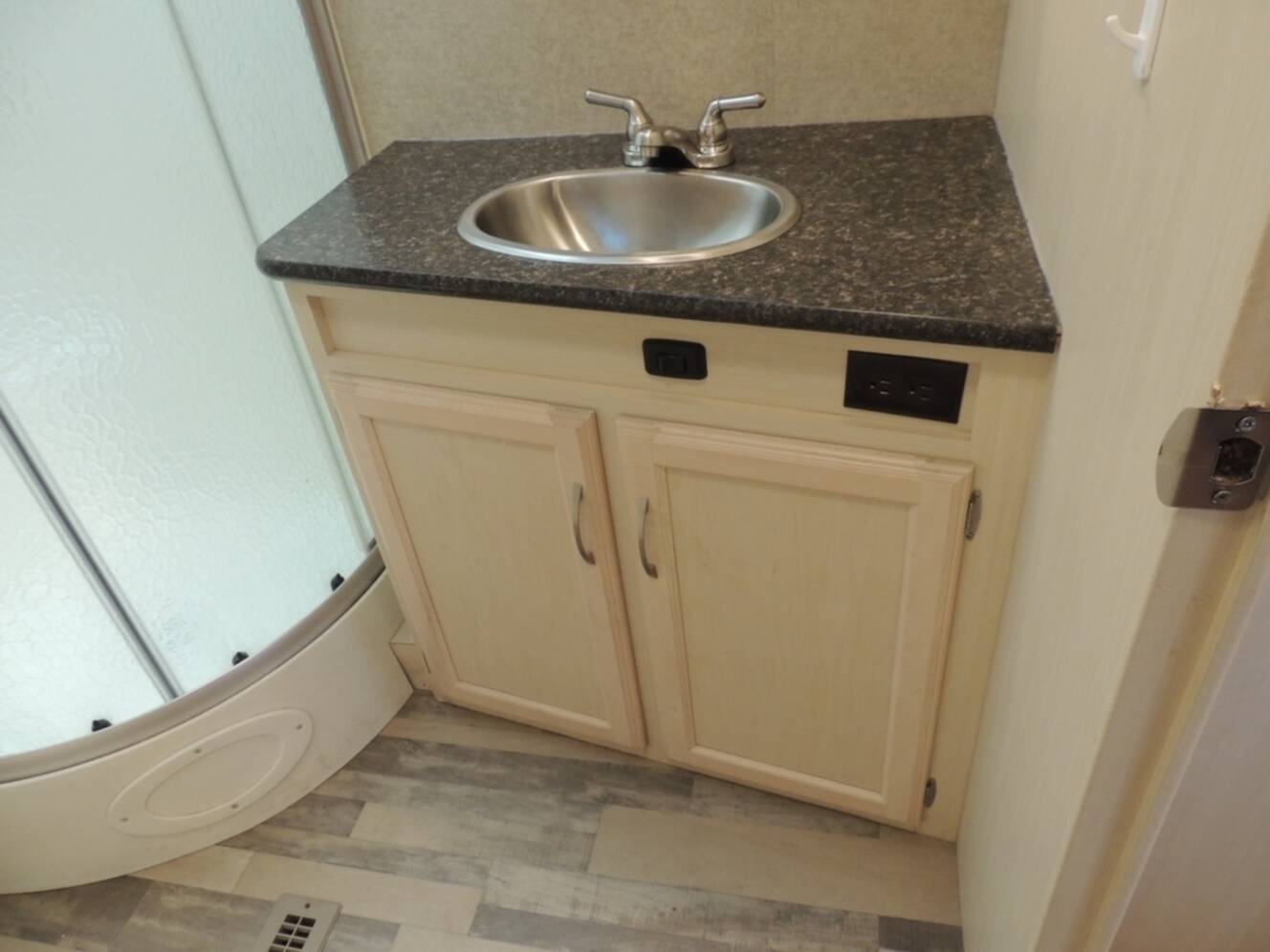 A photo of this 2017 Winnebago Minnie 2201DS