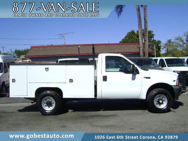 2003 FORD F350 in Corona, CA