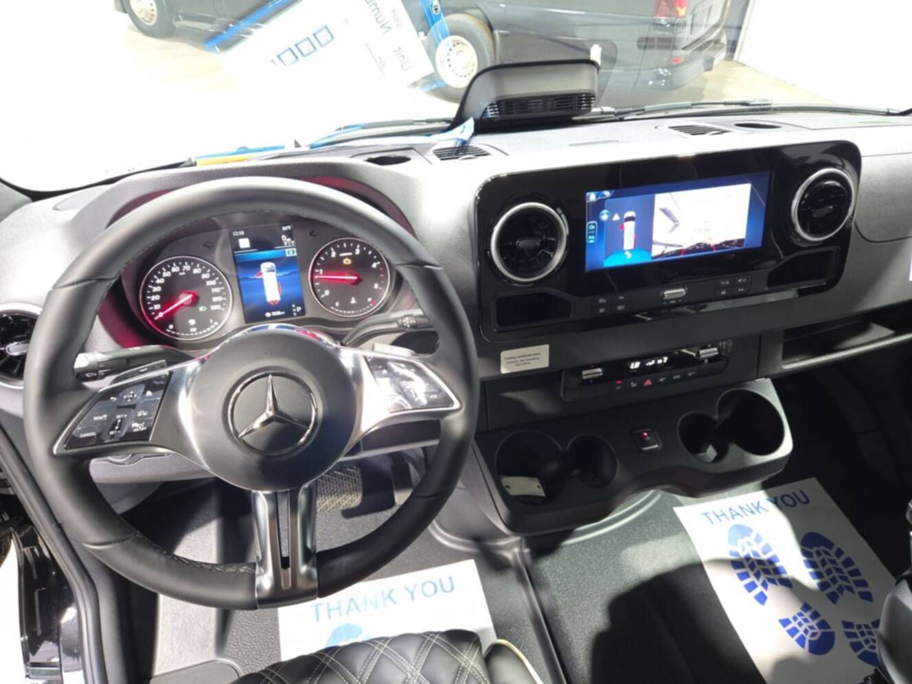 A photo of this 2027 Ultimate Toys LIMO J PRO