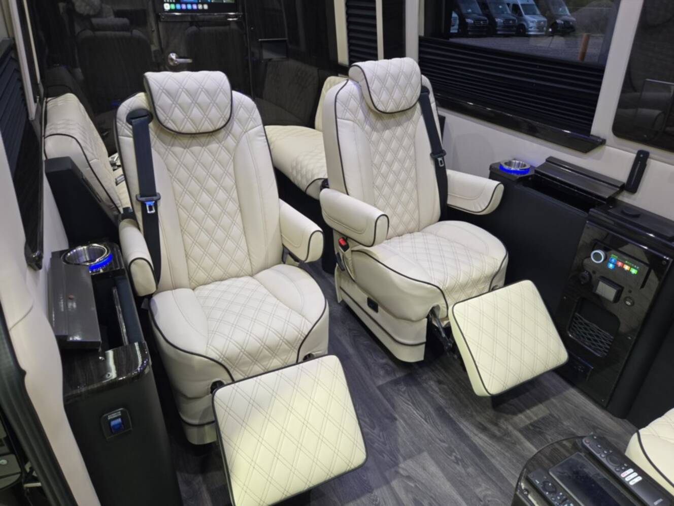 A photo of this 2027 Ultimate Toys COACH EXEC