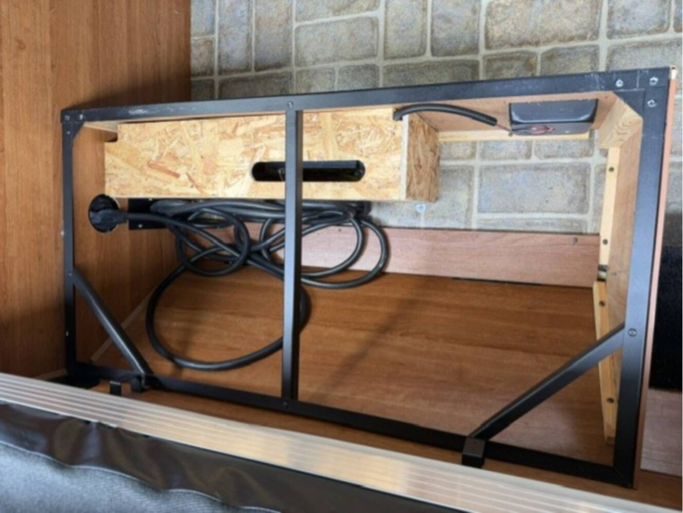 A photo of this 2009 Coleman EVOLUTION SERIES E1