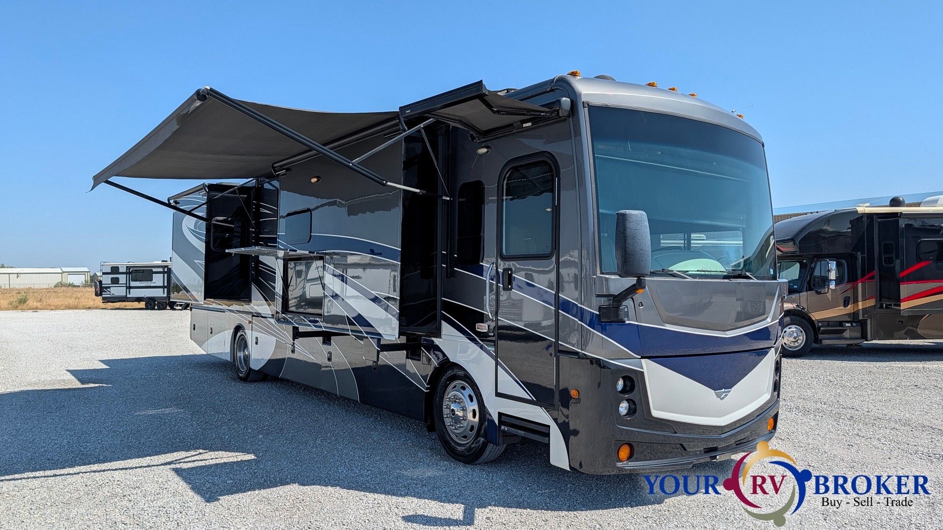 2018 Fleetwood DISCOVERY 38N in justin TX