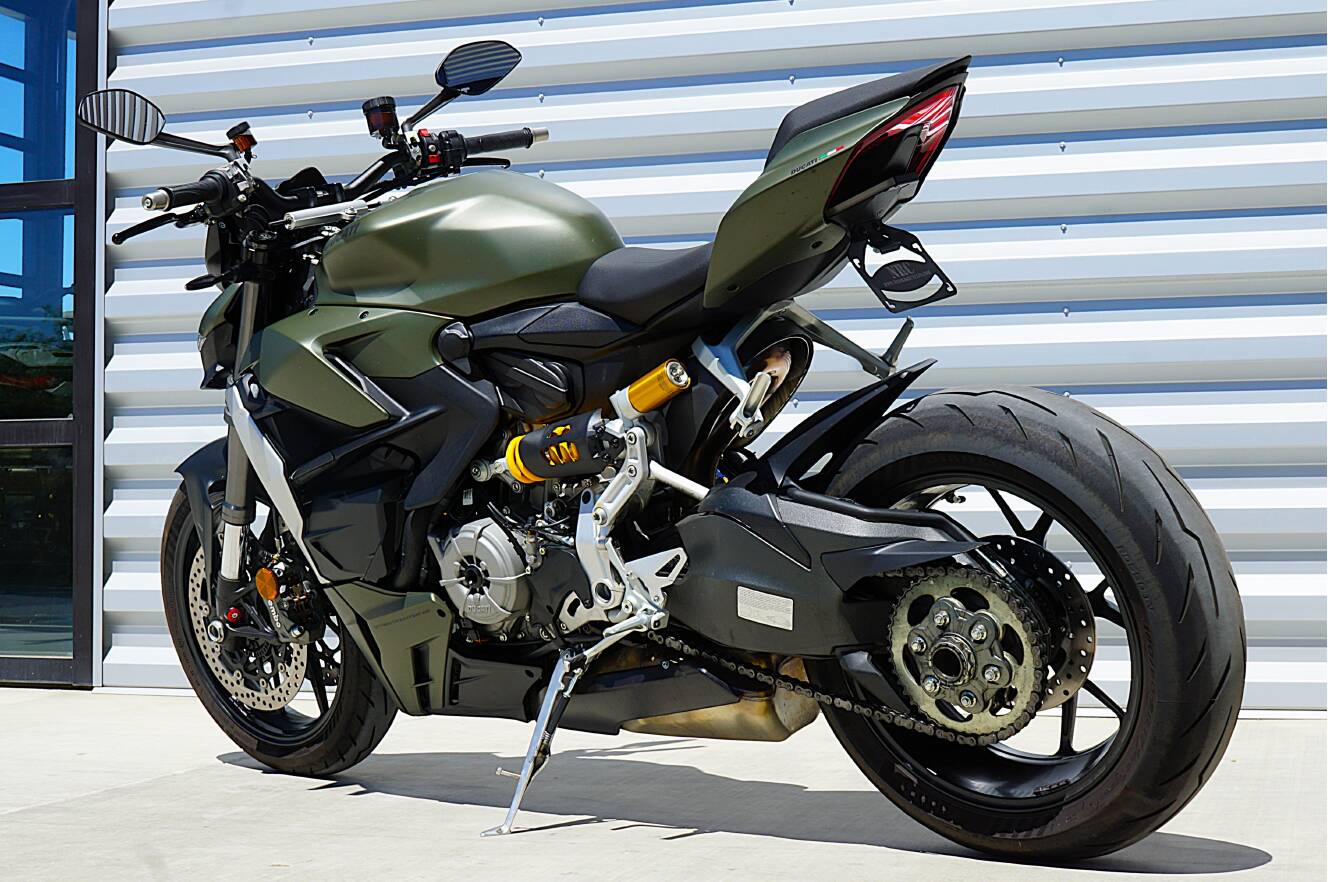 A photo of this 2023 Ducati Streetfighter V2