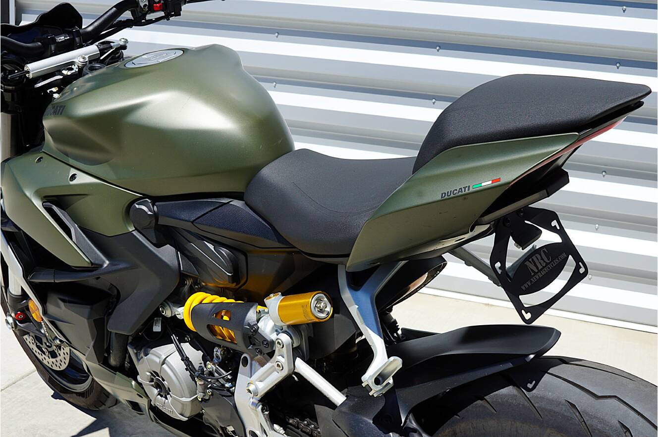 A photo of this 2023 Ducati Streetfighter V2